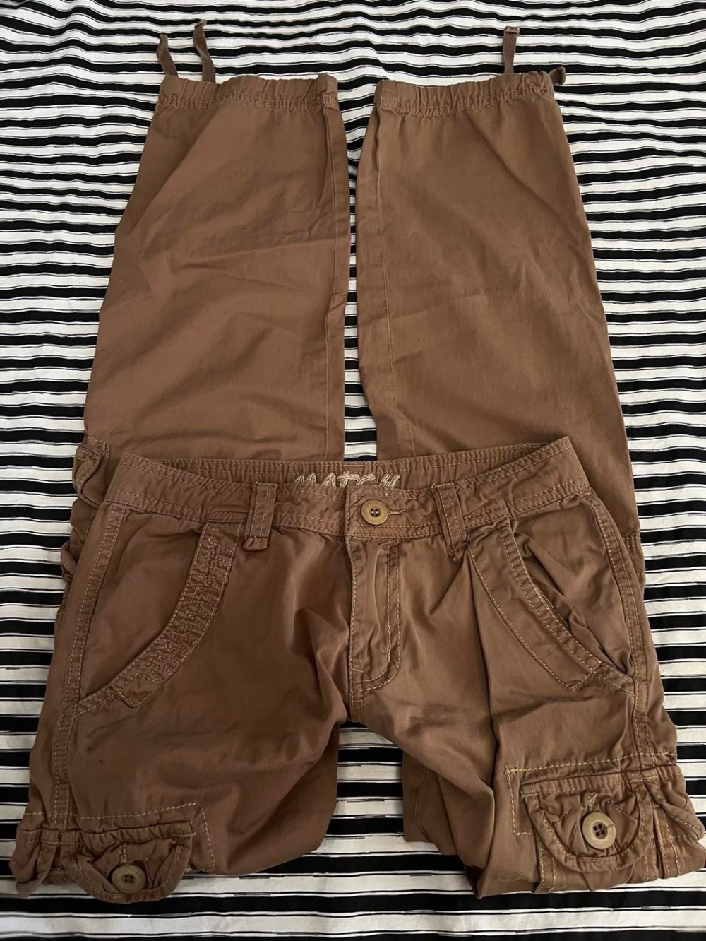 Low rise brown cargo pants